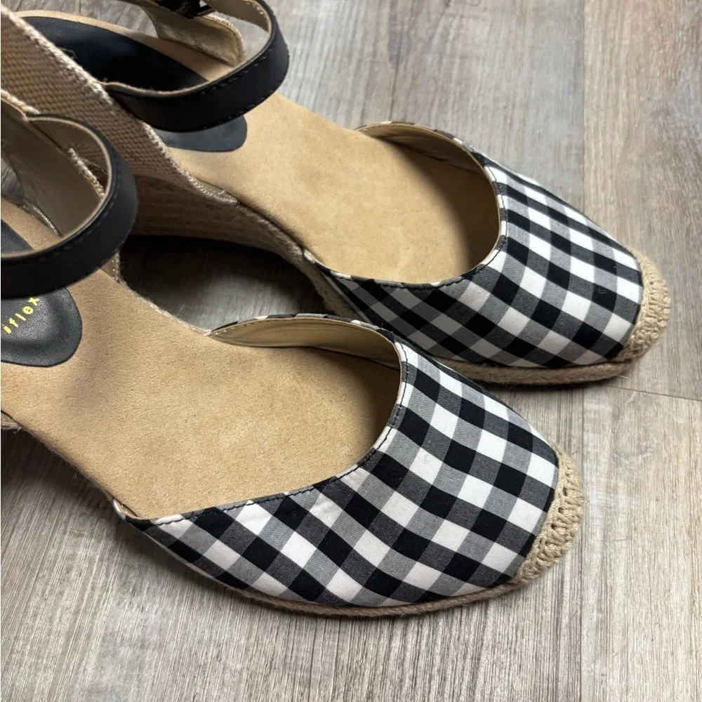 Anne Klein Ardine Gingham Pattern Espadrille Wedge Sandals